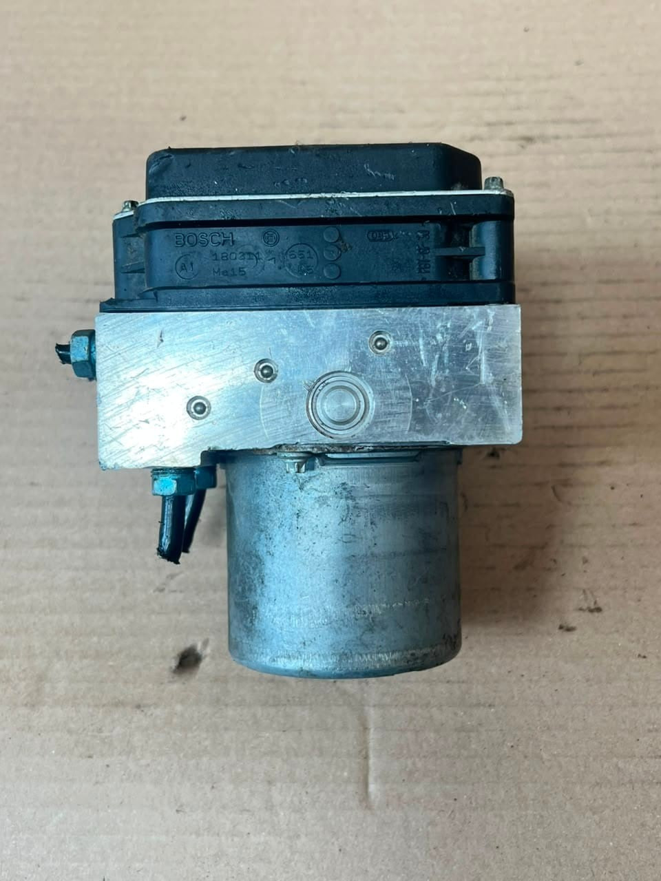 2011-2015 BMW X1 E84 xDrive 20d ABS Hydraulic Pump Control Module 6799417 OEM