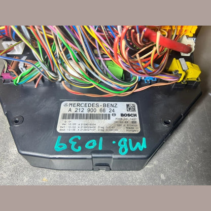 10-16 Mercedes-Benz W212 W204 Front SAM Module Relay Fuse Box A212 9006624 OEM