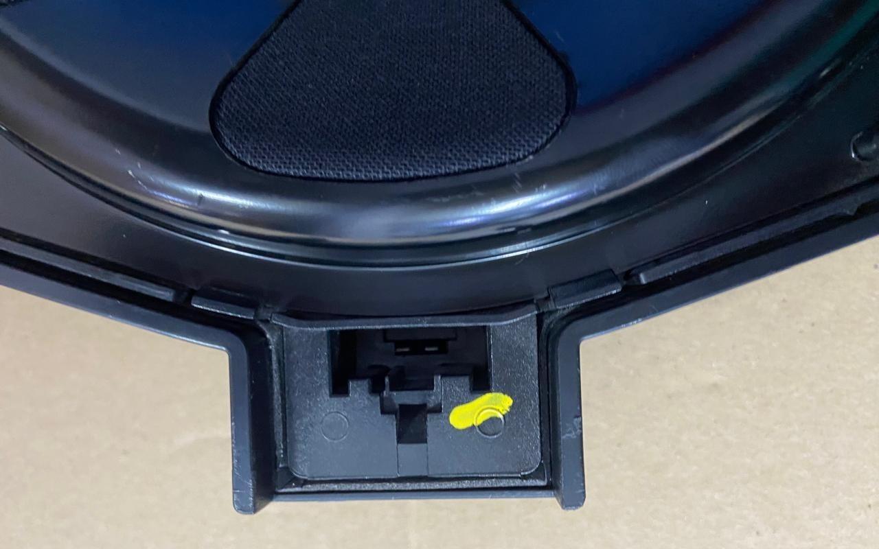 OEM BMW X3 F25 X5 F15 Floor Under Seat Speaker Sub Woofer Left 7863531