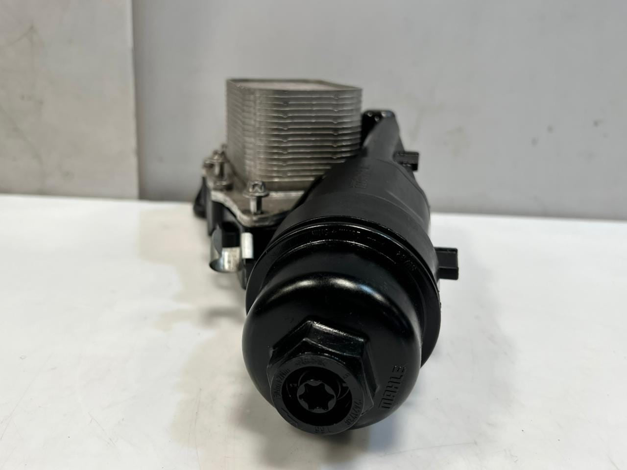 2017-2024 Mini Cooper F60 F56 1.5 12V 136HP Countryman Engine Oil Cooler 8585236