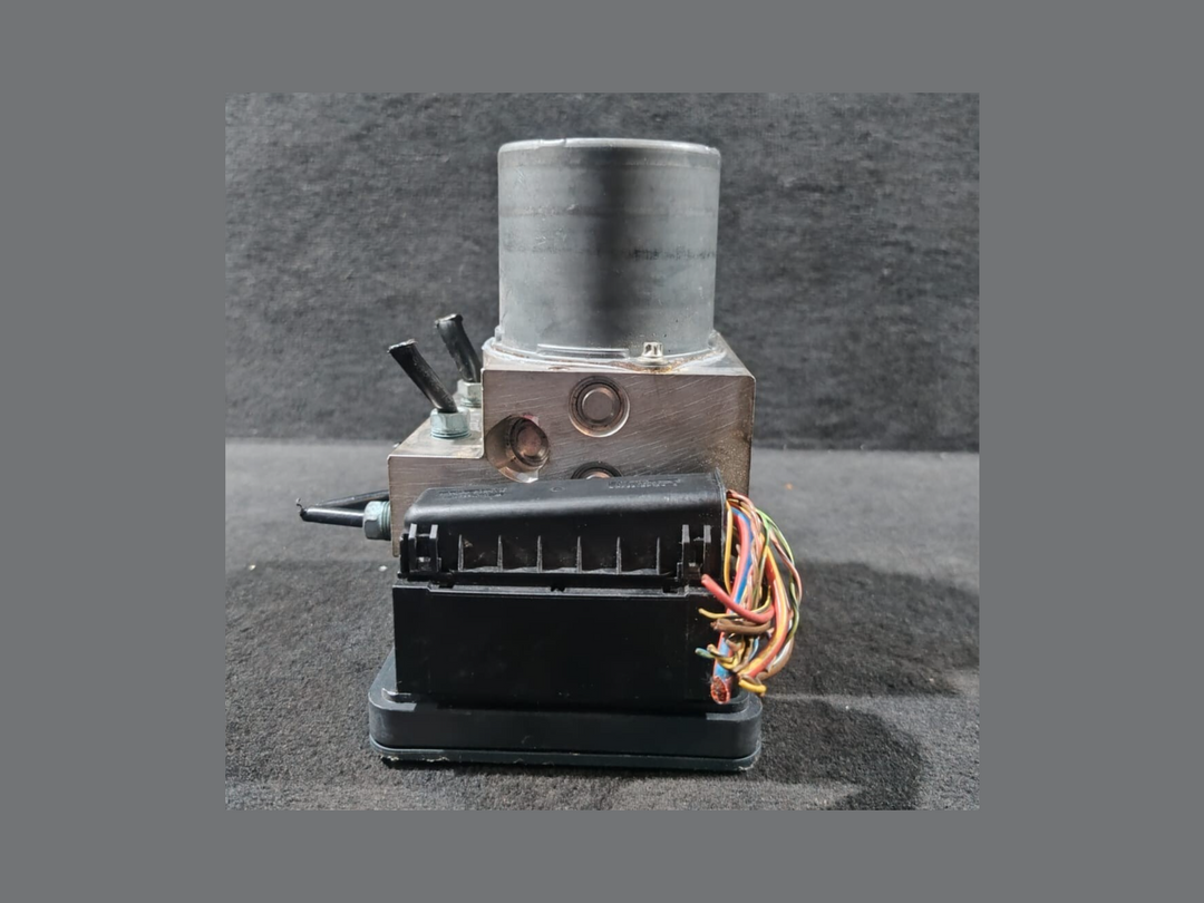 BMW 5 Series F10 F11 Anti lock Braking System DSC Module Hydraulic Unit 6868335
