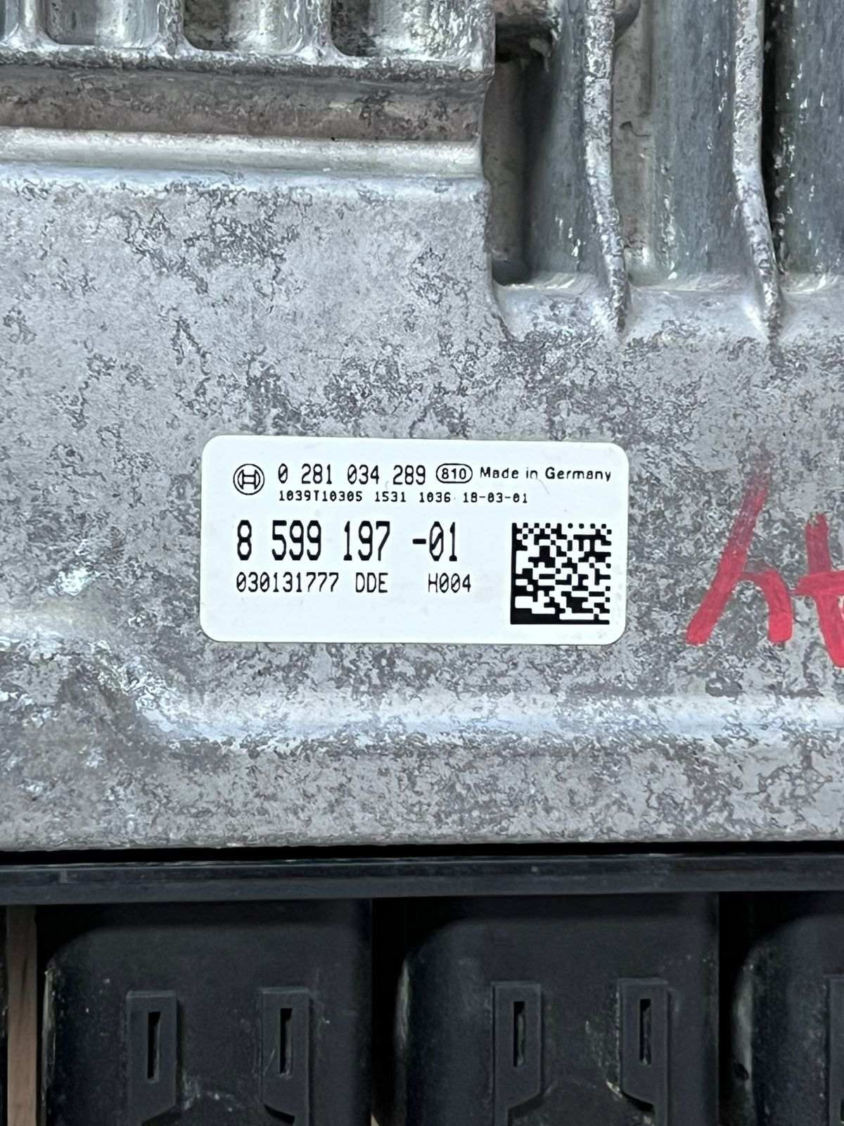 2018 BMW X3 Engine Control Unit 8599197 X3 G01 X4 G02 2.0D 2018.