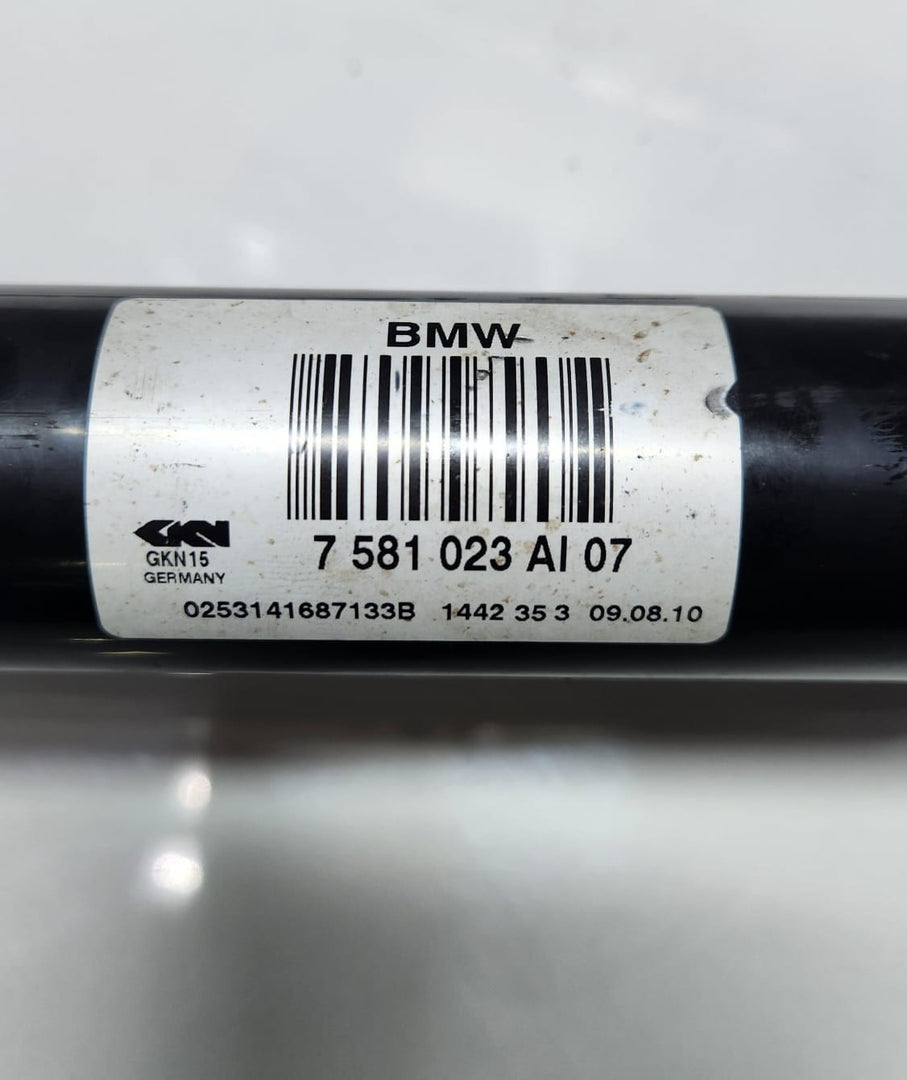 2011-2016 BMW 535i Rear Axle Shaft 7581023 F10 F11 535i and 5 GT F07 OEM