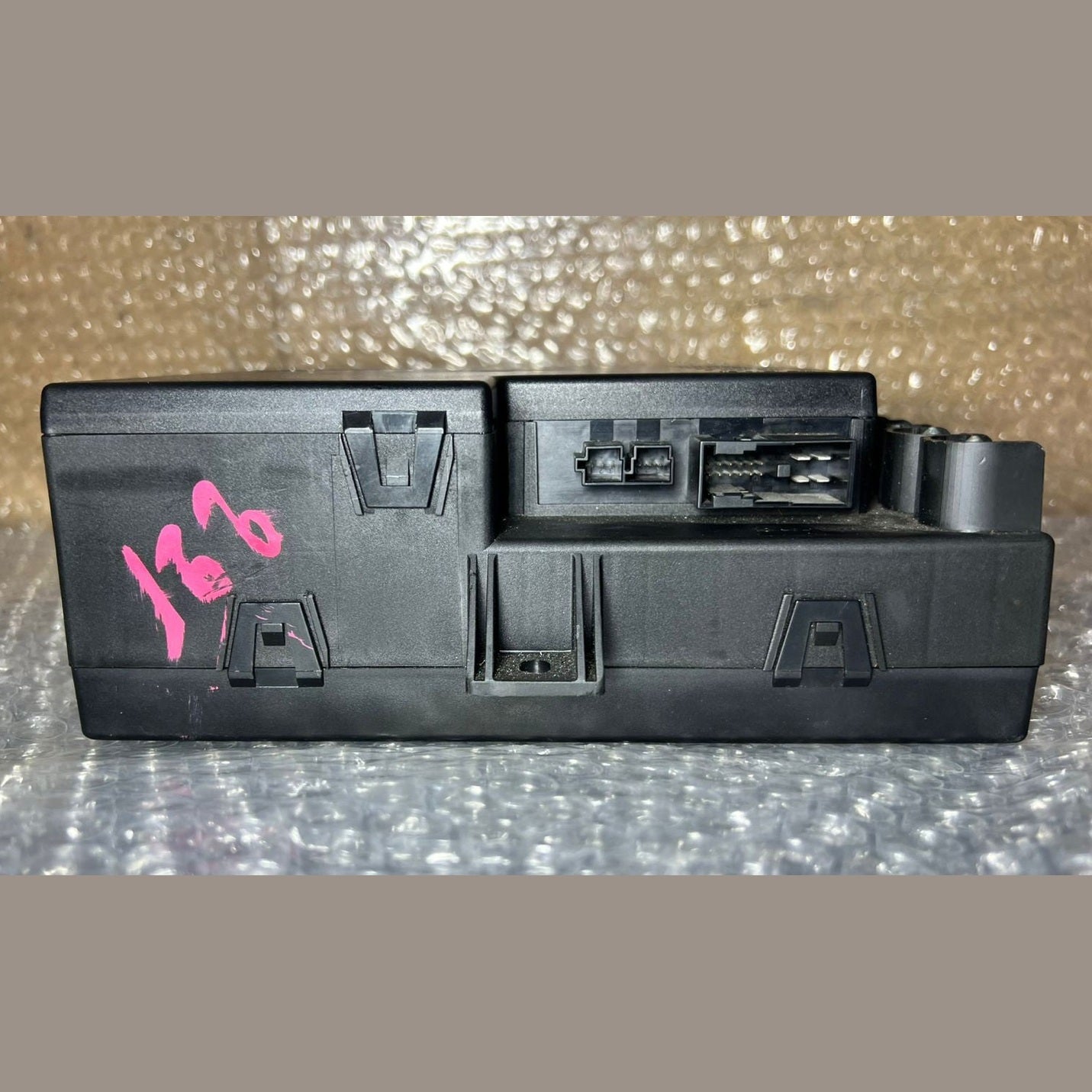 07-13 Mercedes W221 S550 CL63 AMG Electric Power Supply Control Fuse Box Module