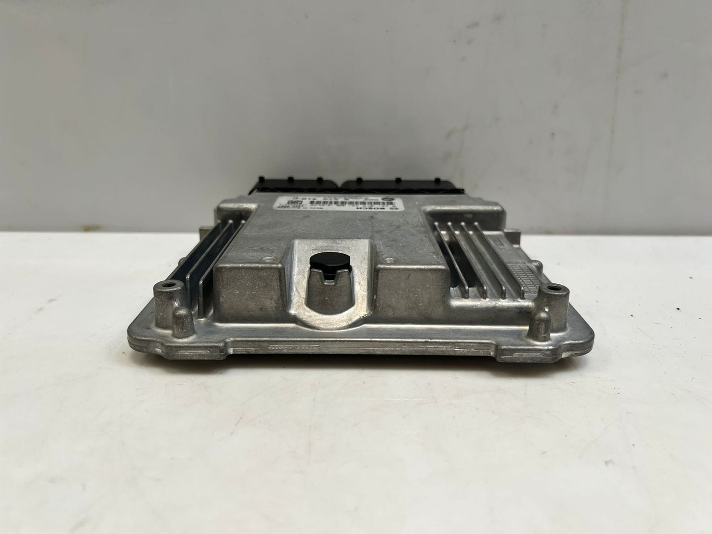 2012 BMW X3 F25 20DX N47N Engine Control Unit ONLY ECU DDE 8572418 OEM