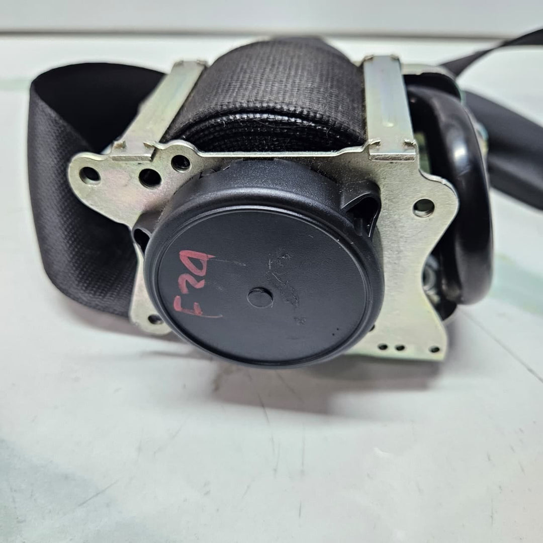 2018-2022 BMW X1 F48 X2 F39 Front Right Seat Belt 7401714