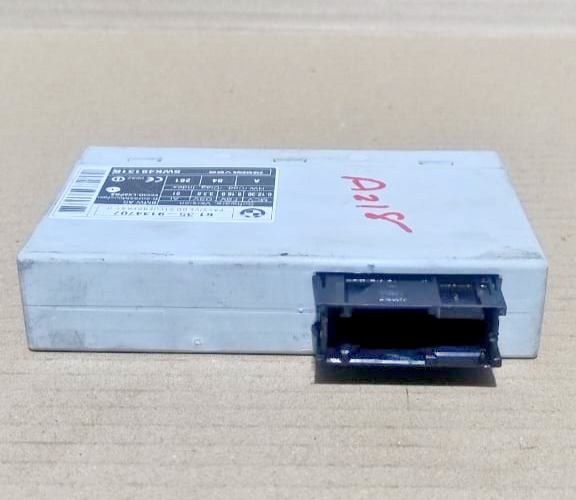 BMW E60 M5 E61 E70 E64 E63 KEYLESS GO PASSIVE CONTROL MODULE- 9134707
