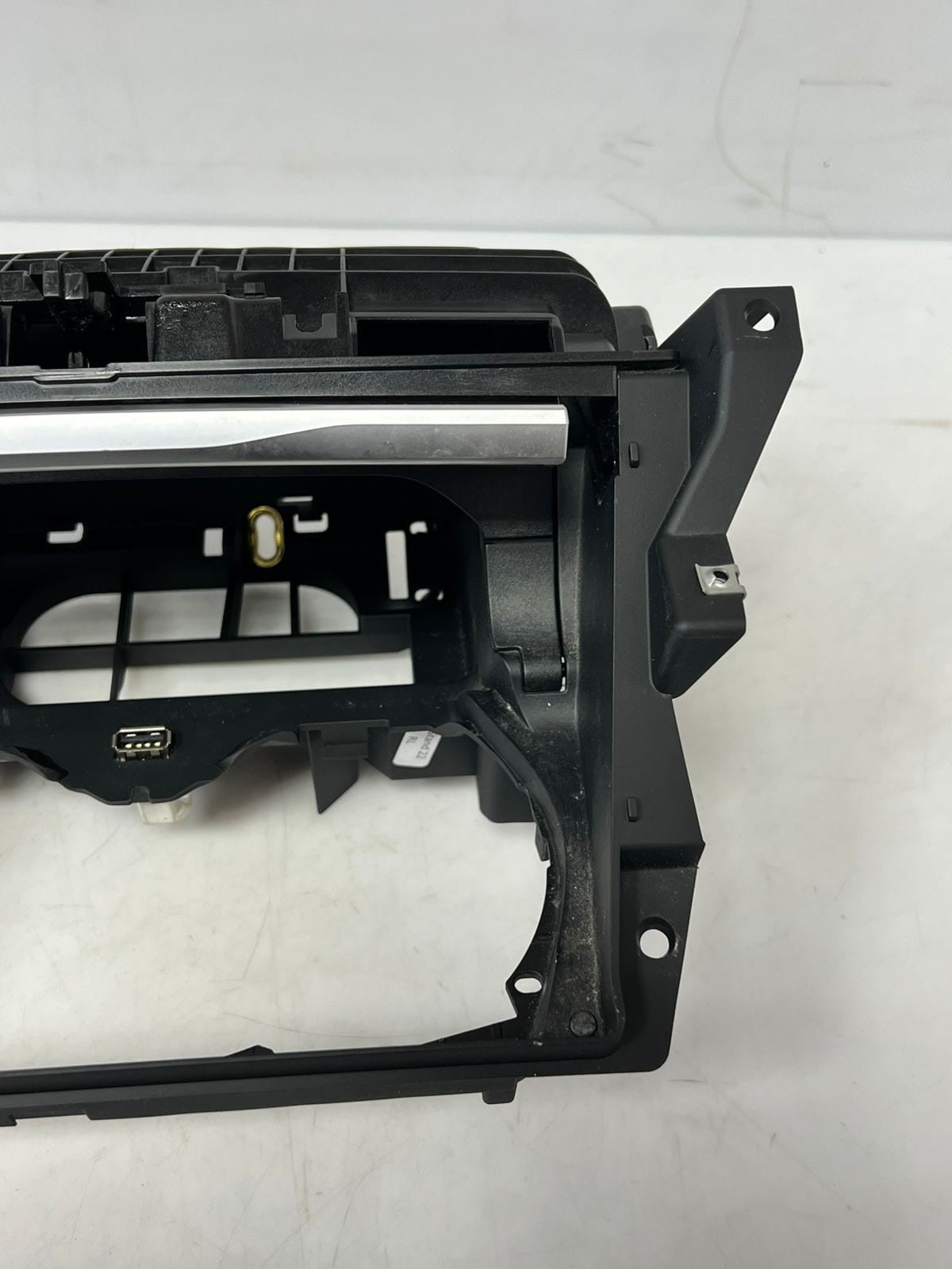 BMW 8' G14 G15 G16 GRAN COUPE Centre Console Storage Compartment 9396504 OEM