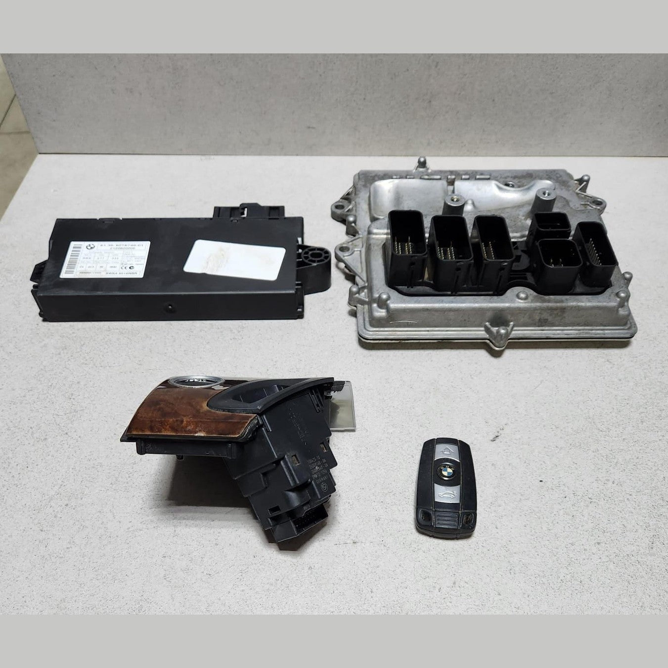 2012-2014 BMW X5 E70 3.5i Engine Control Module 7639422 E70 N55 ECU SET