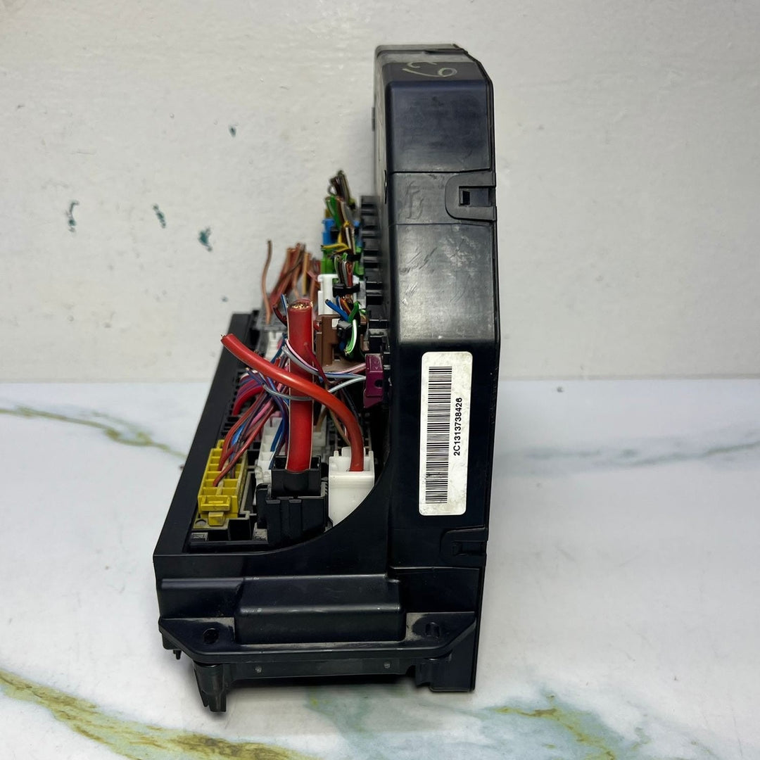 2010-2015 Mercedes E350 Front Sam Fuse Relay Box Module A2129006724 W204 W212