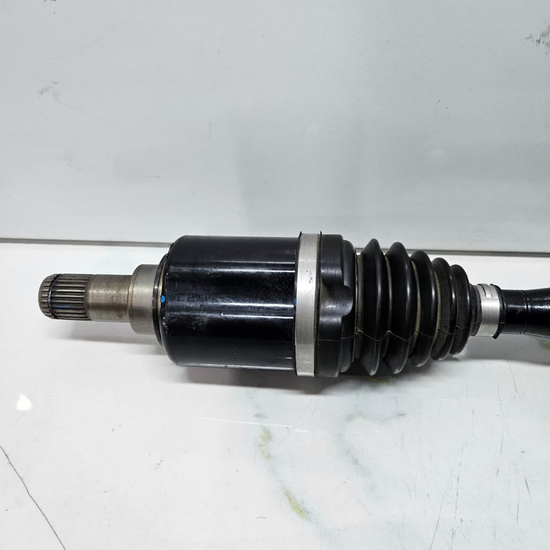 2023 BMW XM G09 4.4 S68  Drive Shaft Front Left 5A2E805 TEST DRIVE 30 KM 