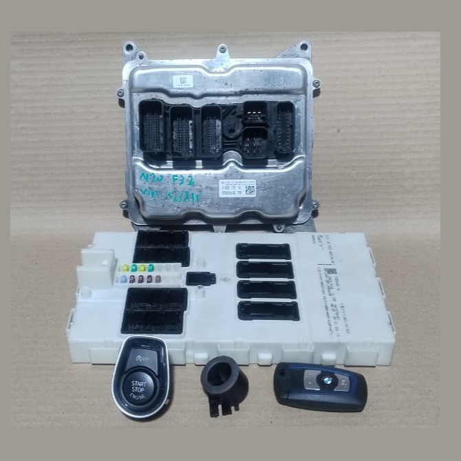 BMMW 420i F32 2013 ENGINE CONTROL ECU UNIT SET DME 8626172