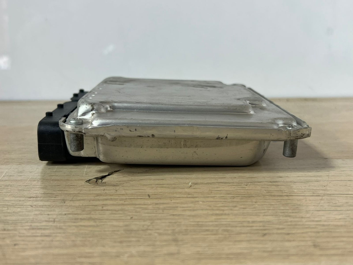 2004-2006 BMW 760i f02 Engine Control Module 7506280 Rolls Royce Phantom