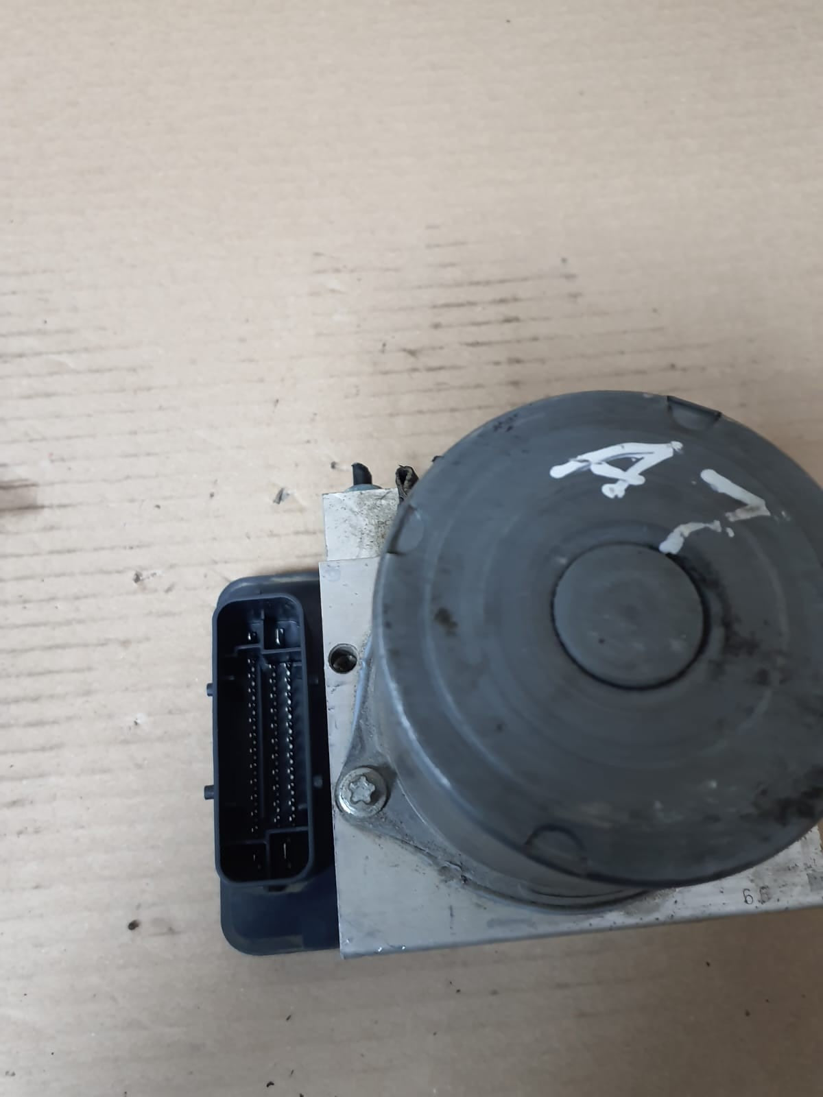 BMW X5 F15 X6 F16 M F85 ABS DSC/DXC9 BRAKE PUMP Control Module 6864798 OEM