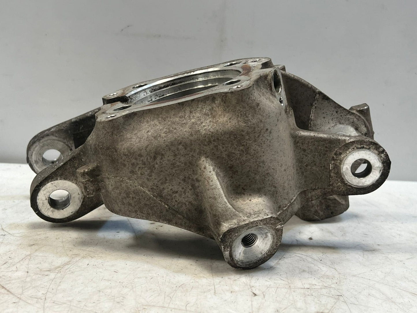 2011-2015 BMW 528i  5 Series F10 F11 AXLE Rear Wheel Bearing Hub 6793770 OEM