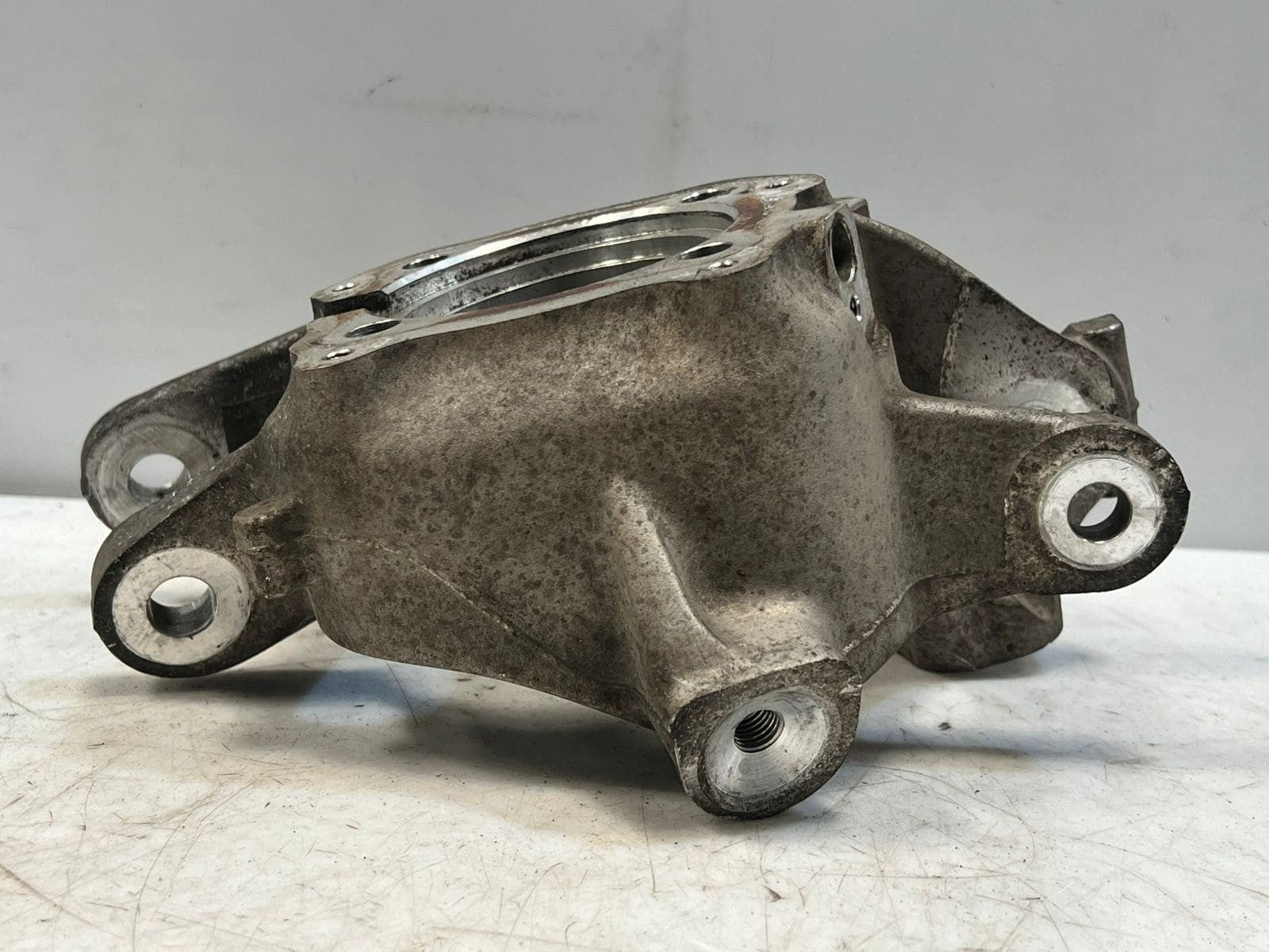 2011-2015 BMW 528i  5 Series F10 F11 AXLE Rear Wheel Bearing Hub 6793770 OEM