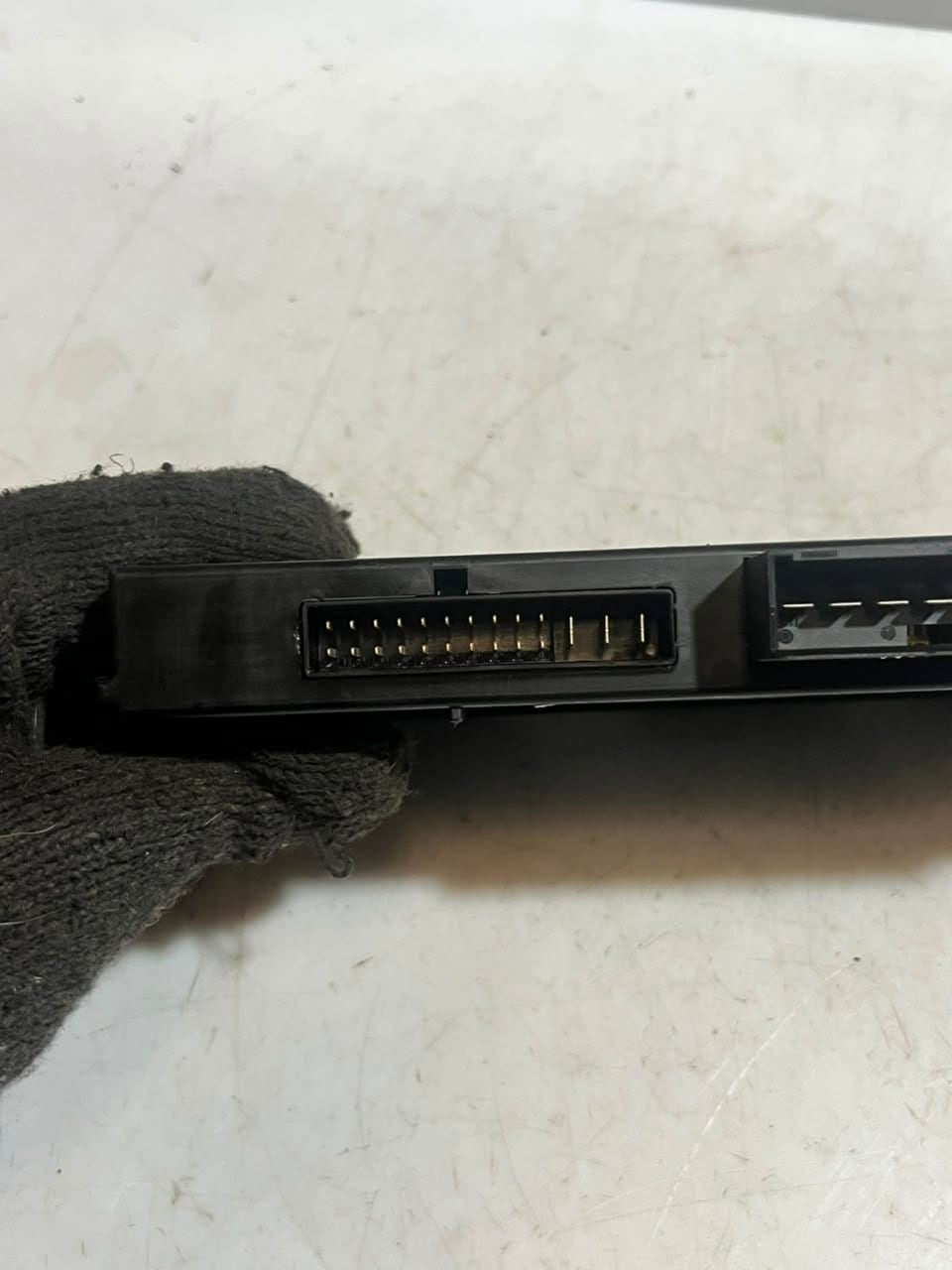 2011 BMW X3 F25 and X4 F26 Junction BOX Body Control Module 9267535 OEM