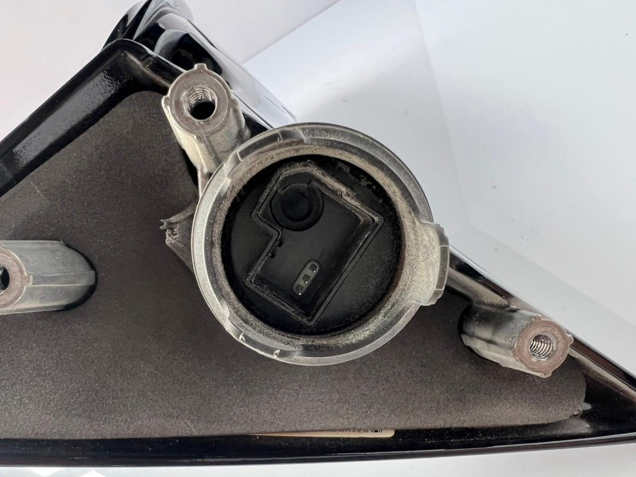 2011 BMW 750i 5 Series F10 F11 and 6 Series F06 LEFT SIDE Door Mirror A046412 