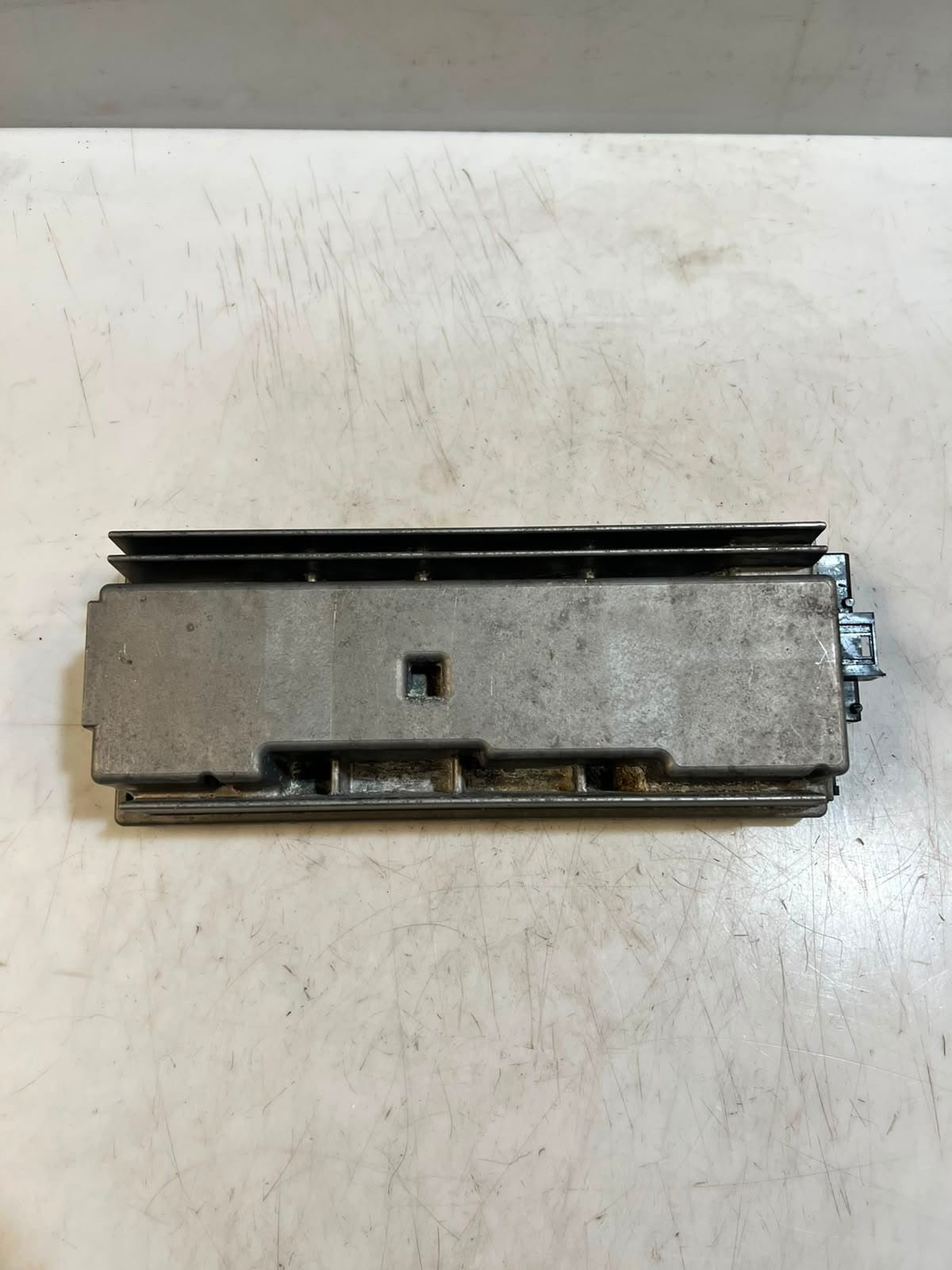 2012 BMW 5' F01 F02 F07 F25 F04 X3 F10 F11 535i Top-Hifi Amplifier 9248552