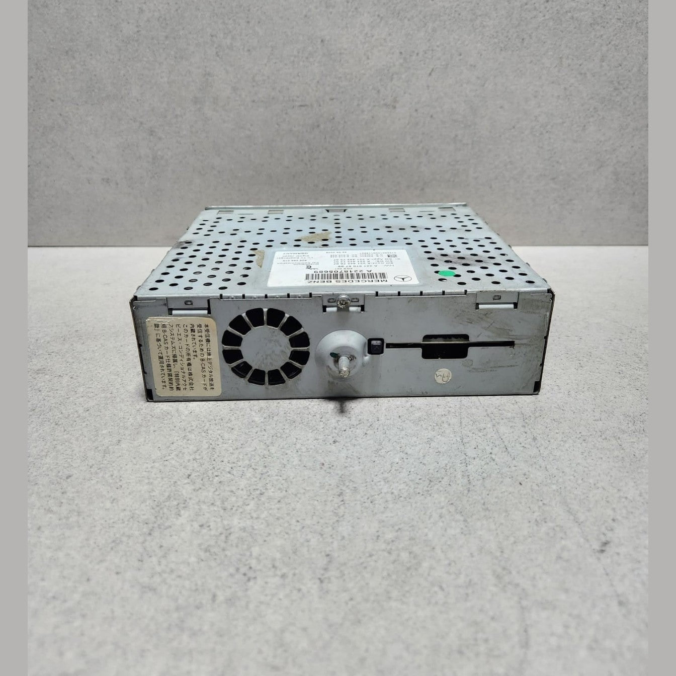 Benz TV Tuner A2218705689 E-Class E-Class models for audio system