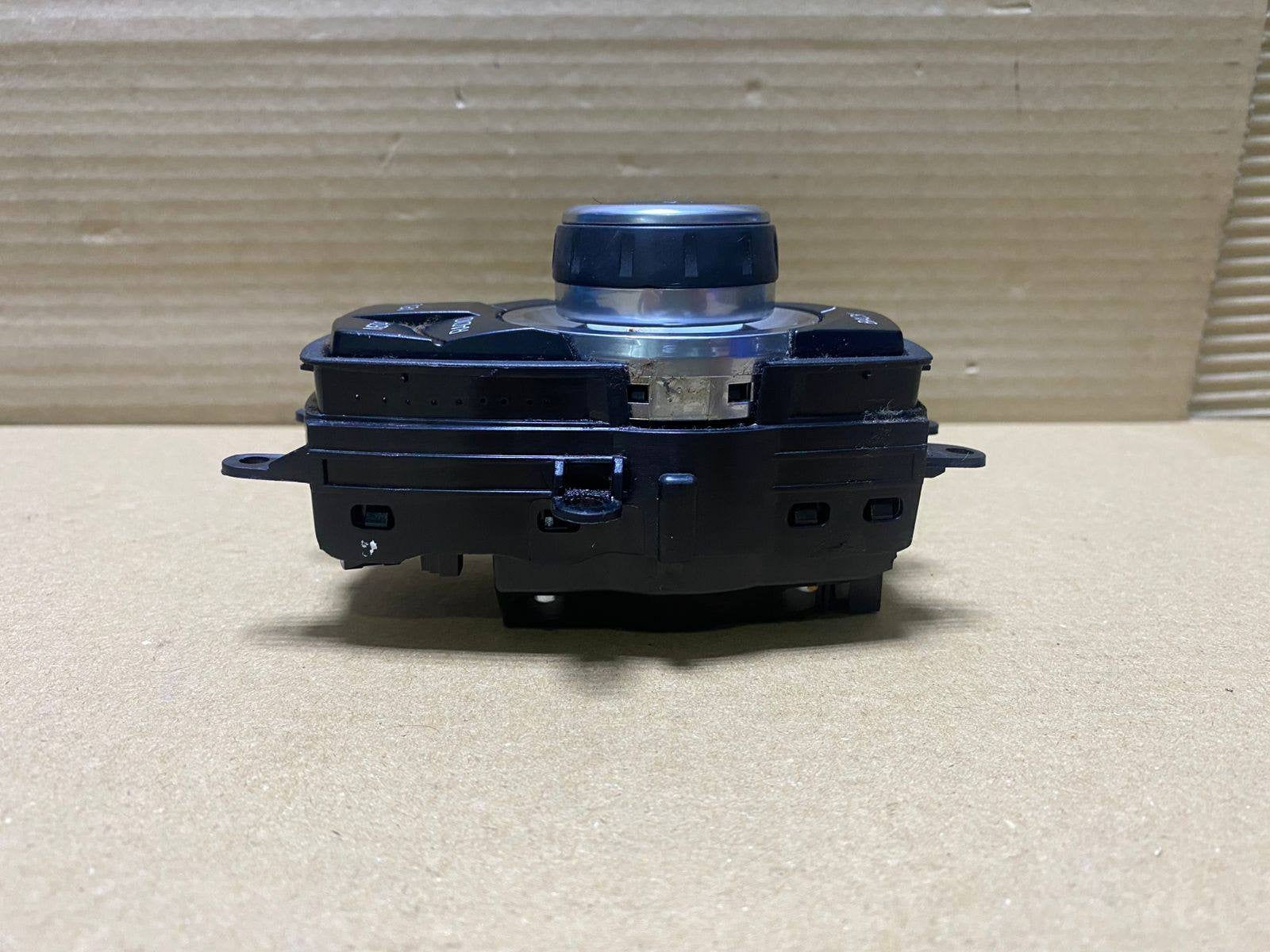 2007-2013 BMW X5 Idrive Controller 9285444 - E60,E63,E70, E71,E81, E84, E88,E90