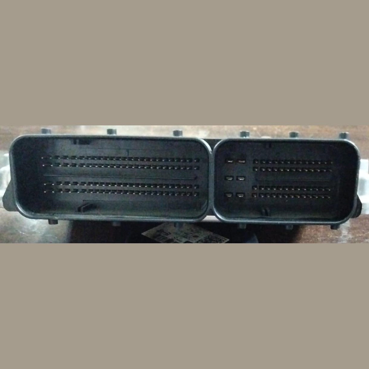 BMW 320d DIESEL N47N F30 F32 F34 F36 2013 ENGINE CONTROL ECU ONLY 8573259