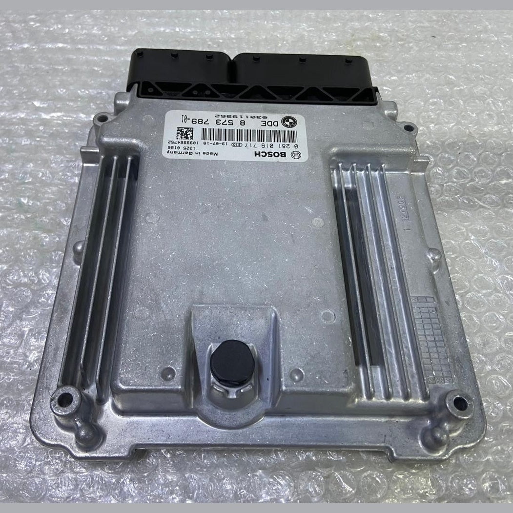 OEM BMW F10 F07 F15 N57 ENGINE CONTROL UNIT ECU ONLY DDE 8573789 BOSCH
