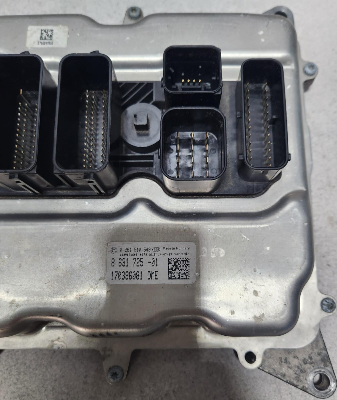 BMW F30 320i F32 N20 Engine Control Unit DME Set 8631725 OEM