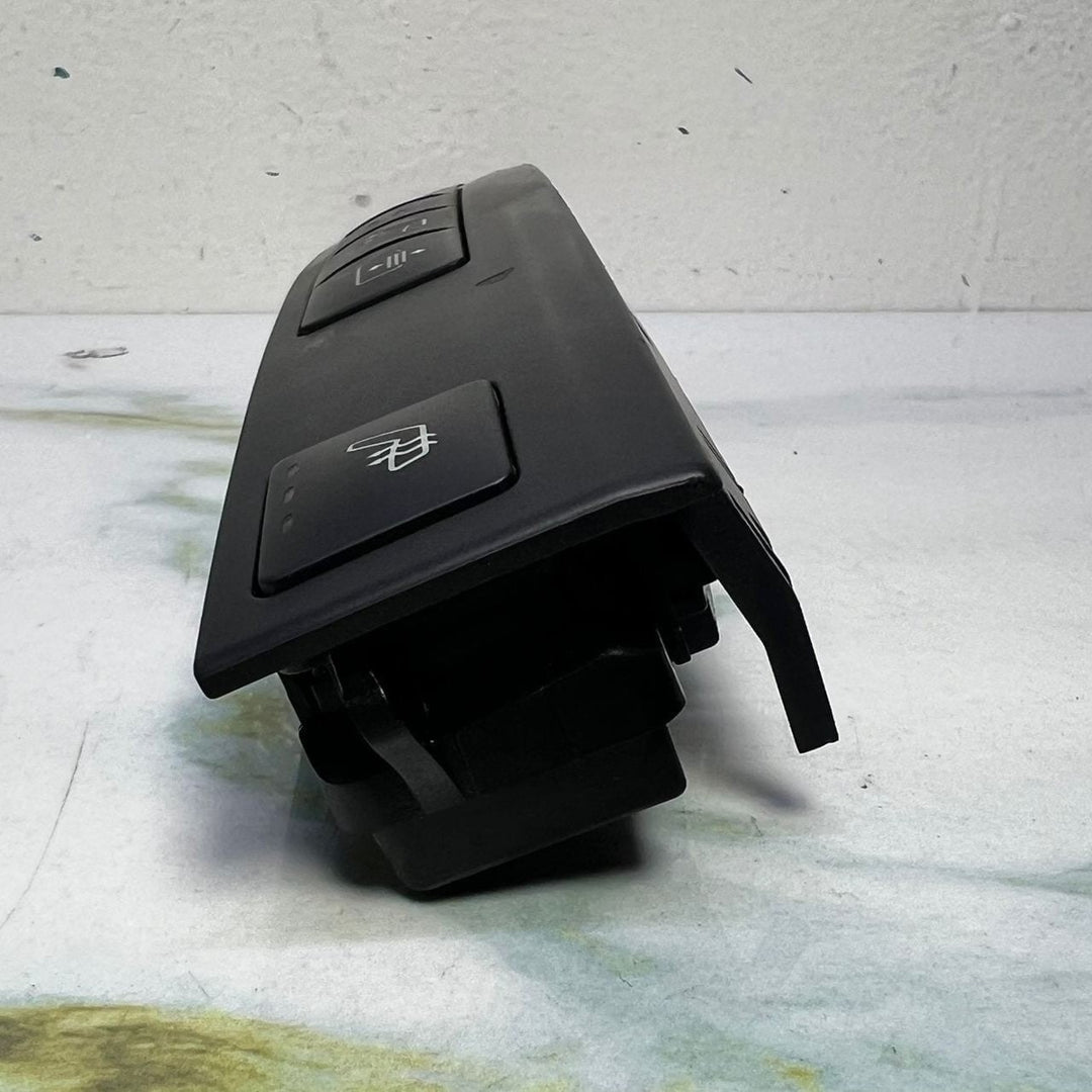 2010-2012 Mercedes Upper Control Panel Switch A2128209910 E-Class W212
