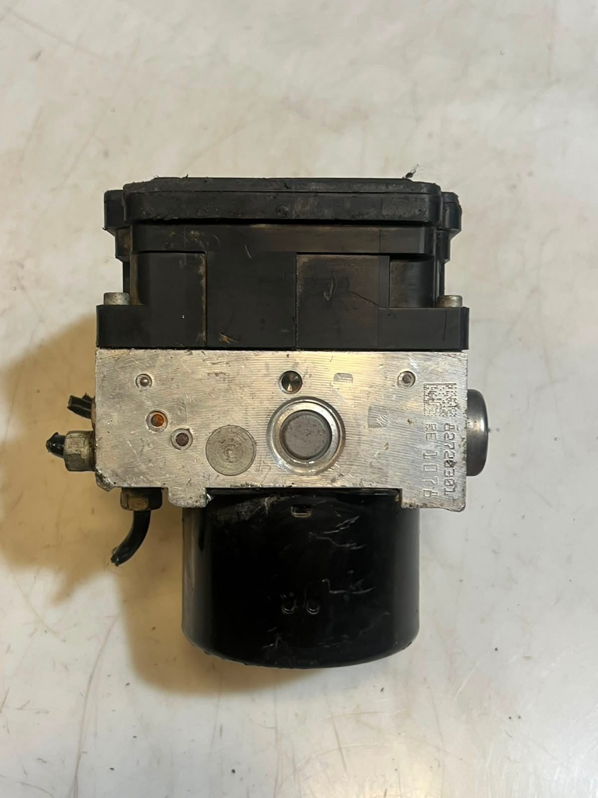 2008-2013 BMW E90 E92 E82 135i ABS Anti-Lock Brake Control Module 6784766 OEM