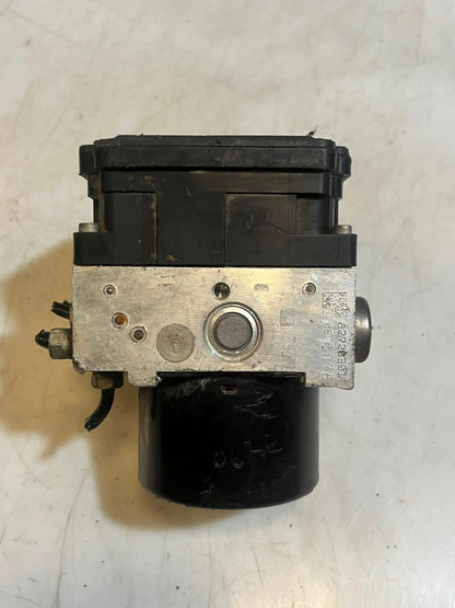 2008-2013 BMW E90 E92 E82 135i ABS Anti-Lock Brake Control Module 6784766 OEM