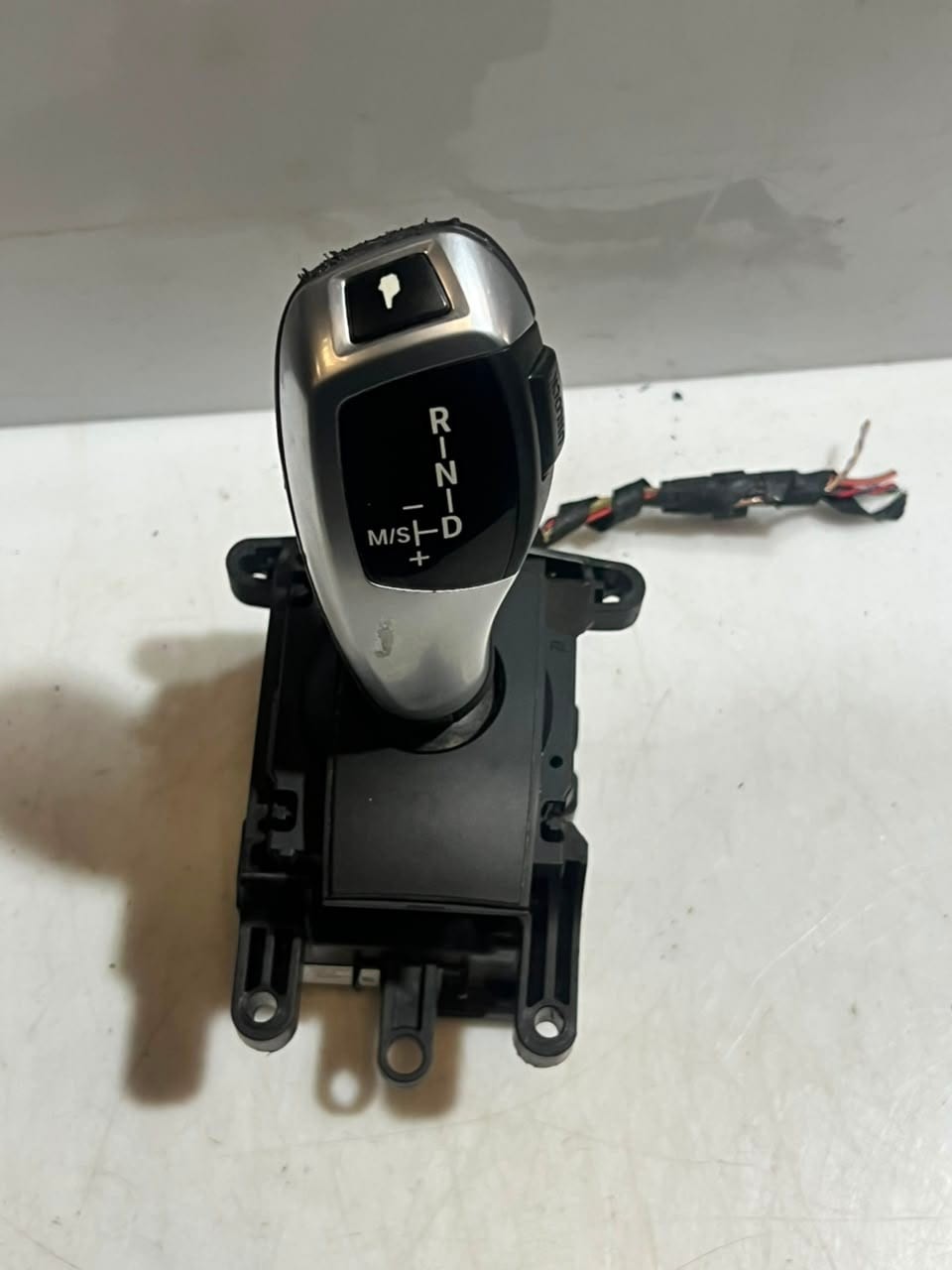 BMW 5' F10 F11X3 F25 xDrive 20d 30d Automatic Gear Shifter/Selector 9253078 OEM