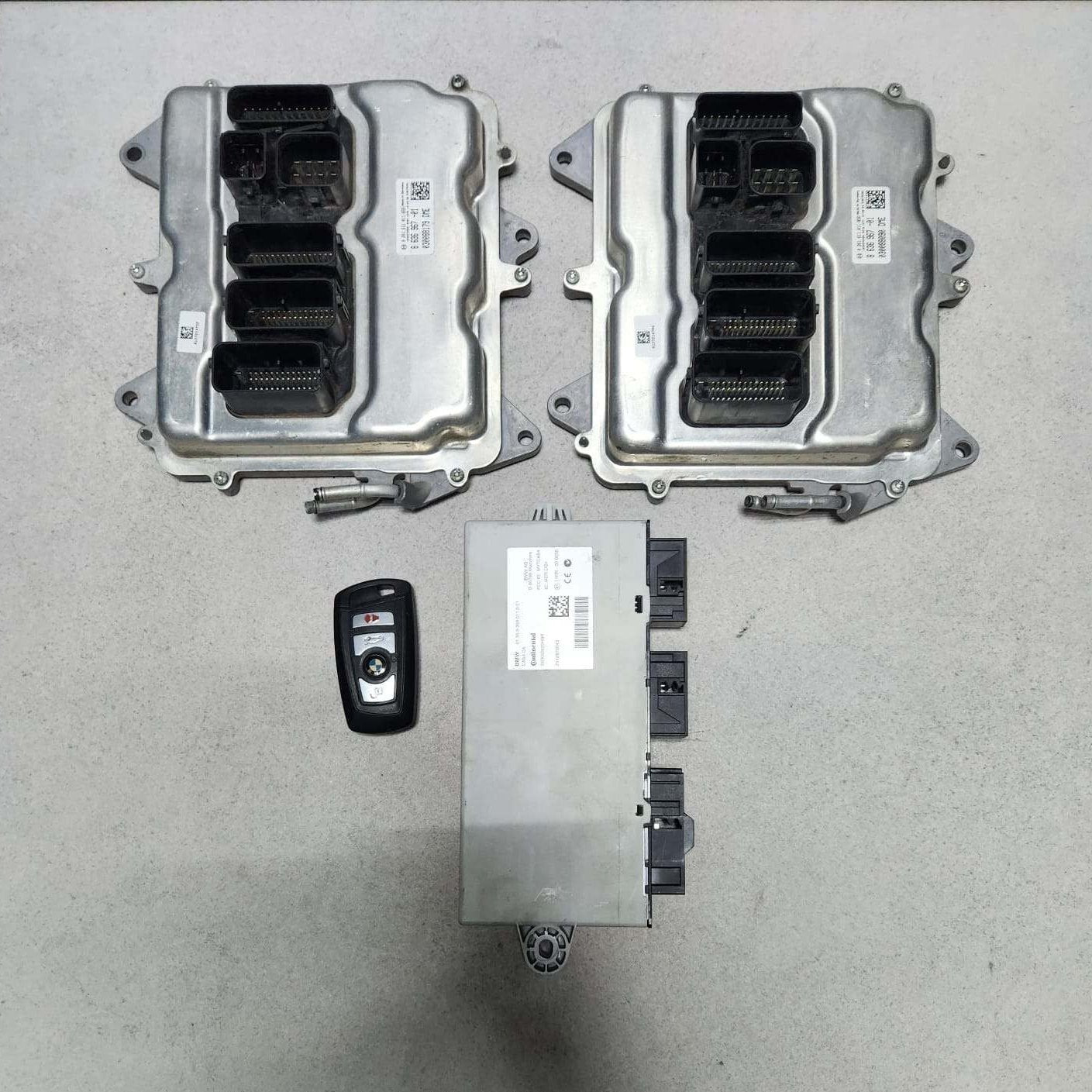 2014-2016 BMW 550i Engine Control Module 8636967 550i and X5 N63N