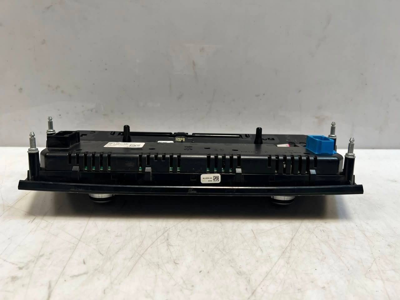 2013-2015 BMW 740i F01 Dash BOARD Center Air Vent Grille 9299041 OEM