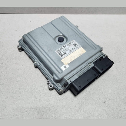 2010-2015 Mercedes-Benz C350 Engine Control Unit A2769001500 W204 C350 
