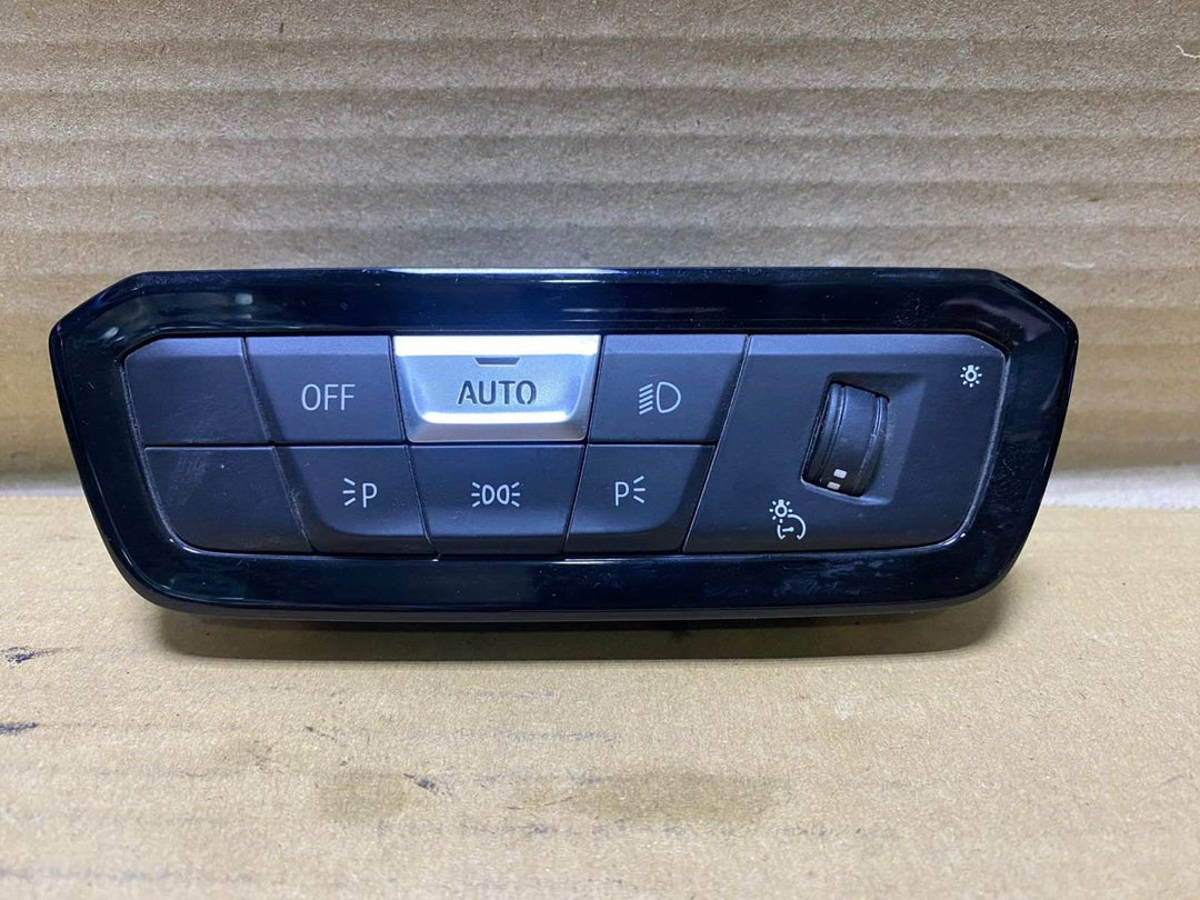 2019-2024 BMW 330i Headlight Control Switch 9461139 M340i G20 G22 420I  