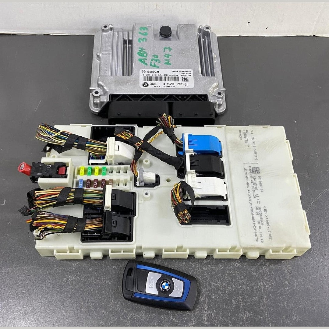 OEM BMW 320d N47N F30 2013 ENGINE CONTROL UNIT DDE ECU KIT 8573259 USED