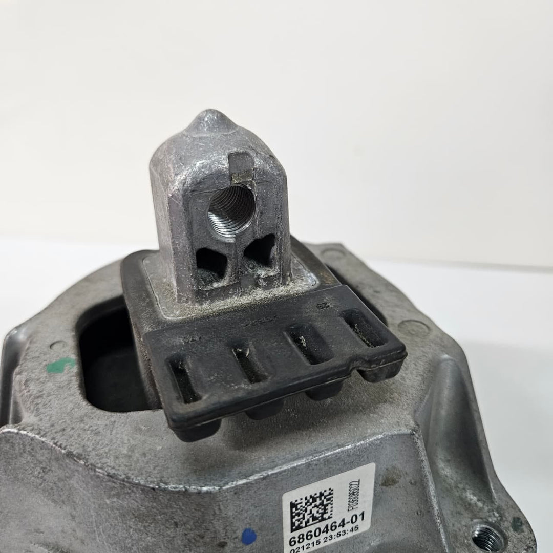 OEM BMW 5 6 7 Series G30 G38 G11 G12 G15 Engine Mount Right 6860464