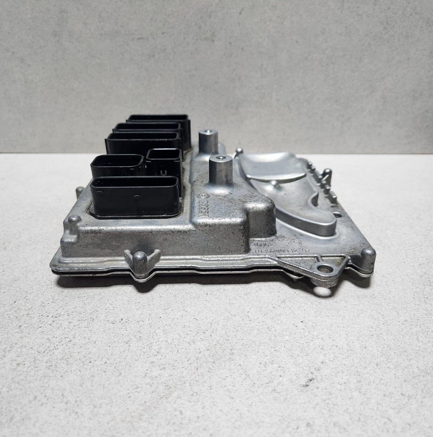 2009-2016 BMW 535i Engine Control Unit DME 7604402 5 Series F11 535i ECU