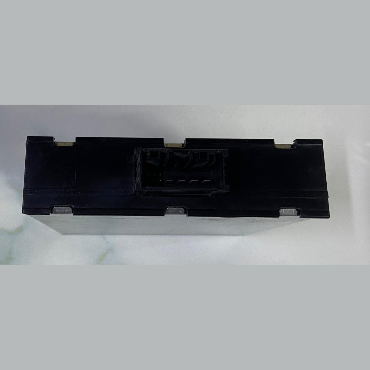 OEM BMW X1 E84 VOLTAGE CONVERTER CONTROL MODULE 9253208