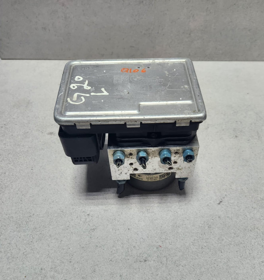 2019-2022 BMW 330i Abs Pump Control Module 6862017 3 Series G20 G21