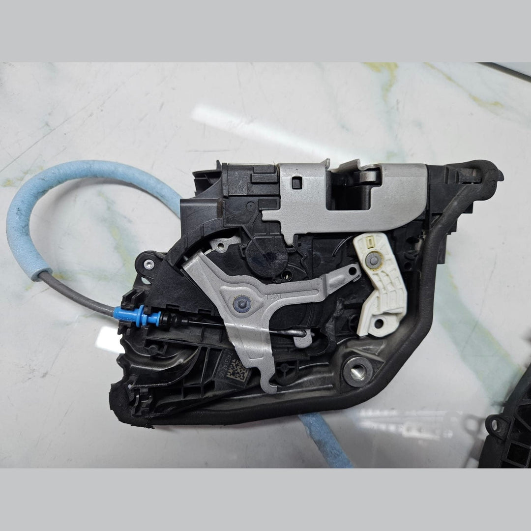 BMW G01 G08 X3 F97 X3M G02 F98 X4 X4M Rear Left Side Door Lock 7473147