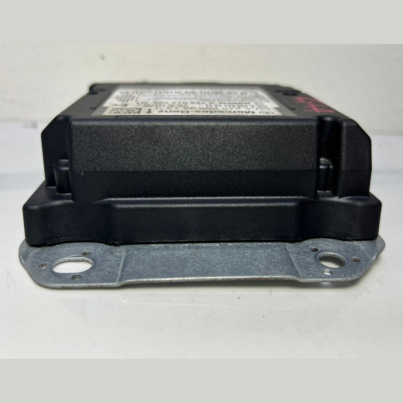 13-17 Mercedes W246 GLA SRS Safety Restraint Control Module A246 9002413 OEM