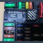 قم بتحميل الصورة إلى عارض الصور، 2018-2022 BMW 330i Fuse Box 8715718  330i G20 