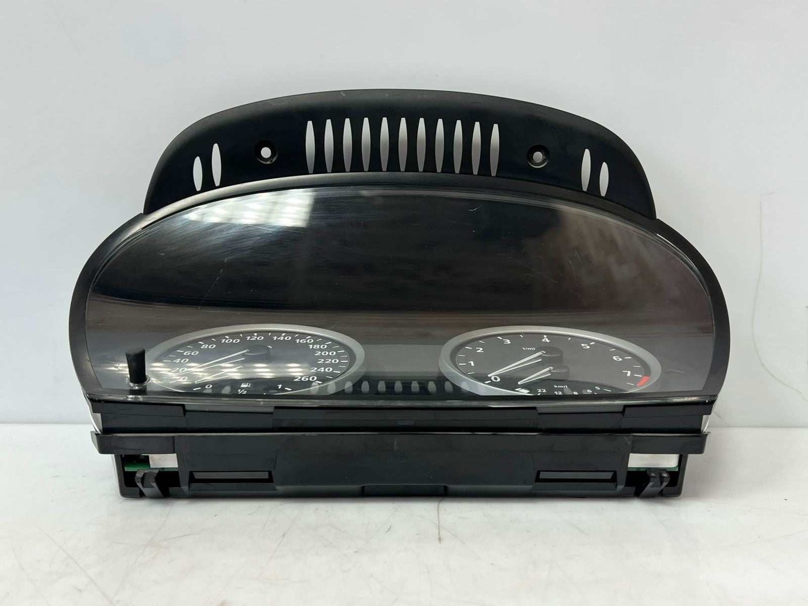 2002-07 BMW 525i 5 Series E60 N52B25 SPEEDOMETER Instrument Cluster 9135252 OEM