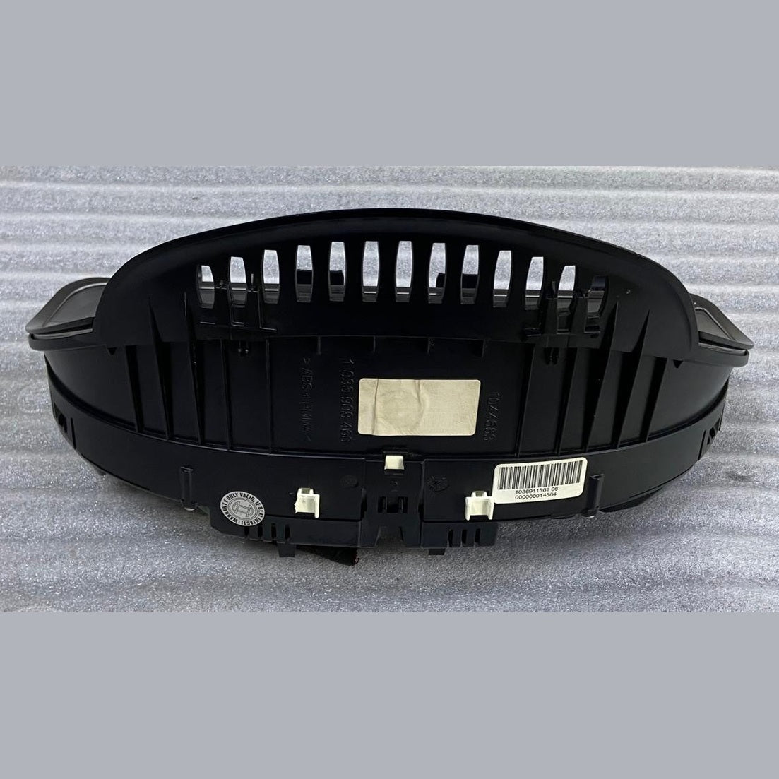 OEM BMW F01 F06 F07 F10 F12 INSTRUMENT CLUSTER SPEEDOMETER BOSCH 9214720