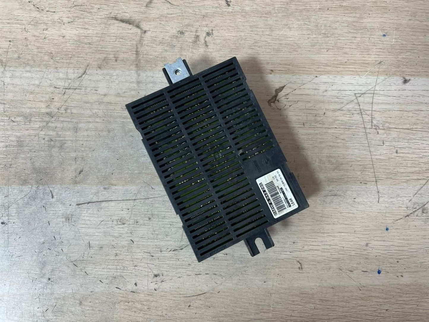 BMW 7 Series E65 Xenon Headlight Control Unit Light Module LM E6X LWR 6943285 