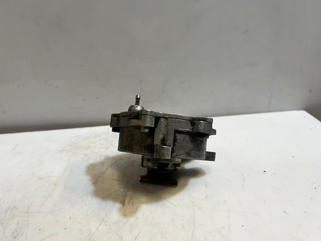 2006-2008 BMW 750Li 6 Series E63 E64 E60 E53 E65 Brake Vacuum Pump 7545384 OEM