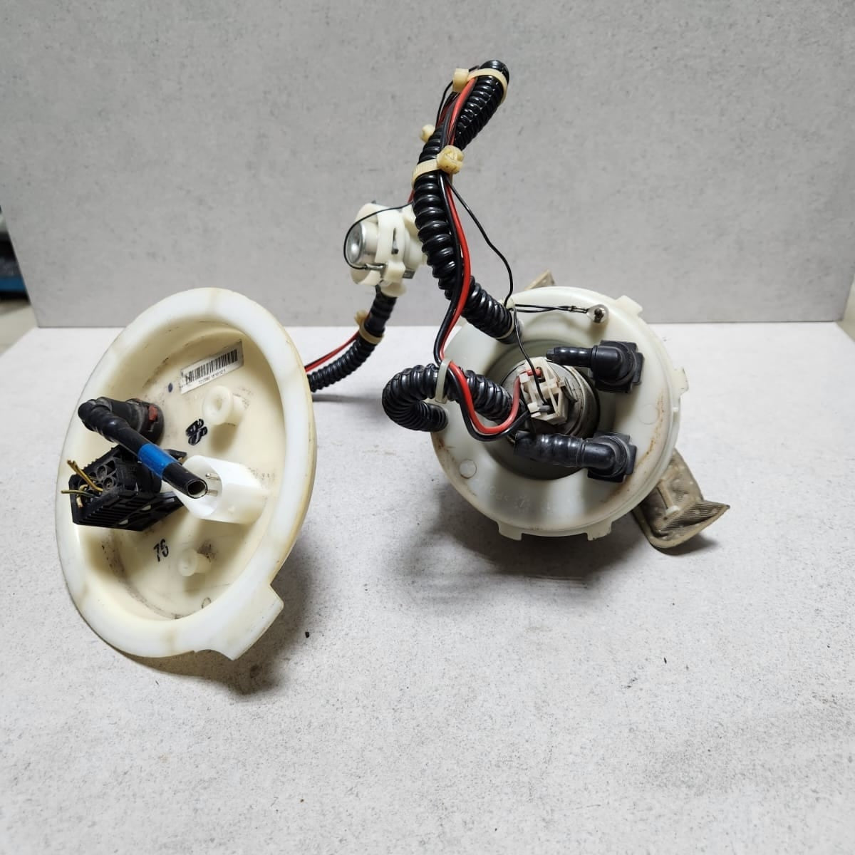 BMW Fuel Pump 7217060 5 Series F10 and F11