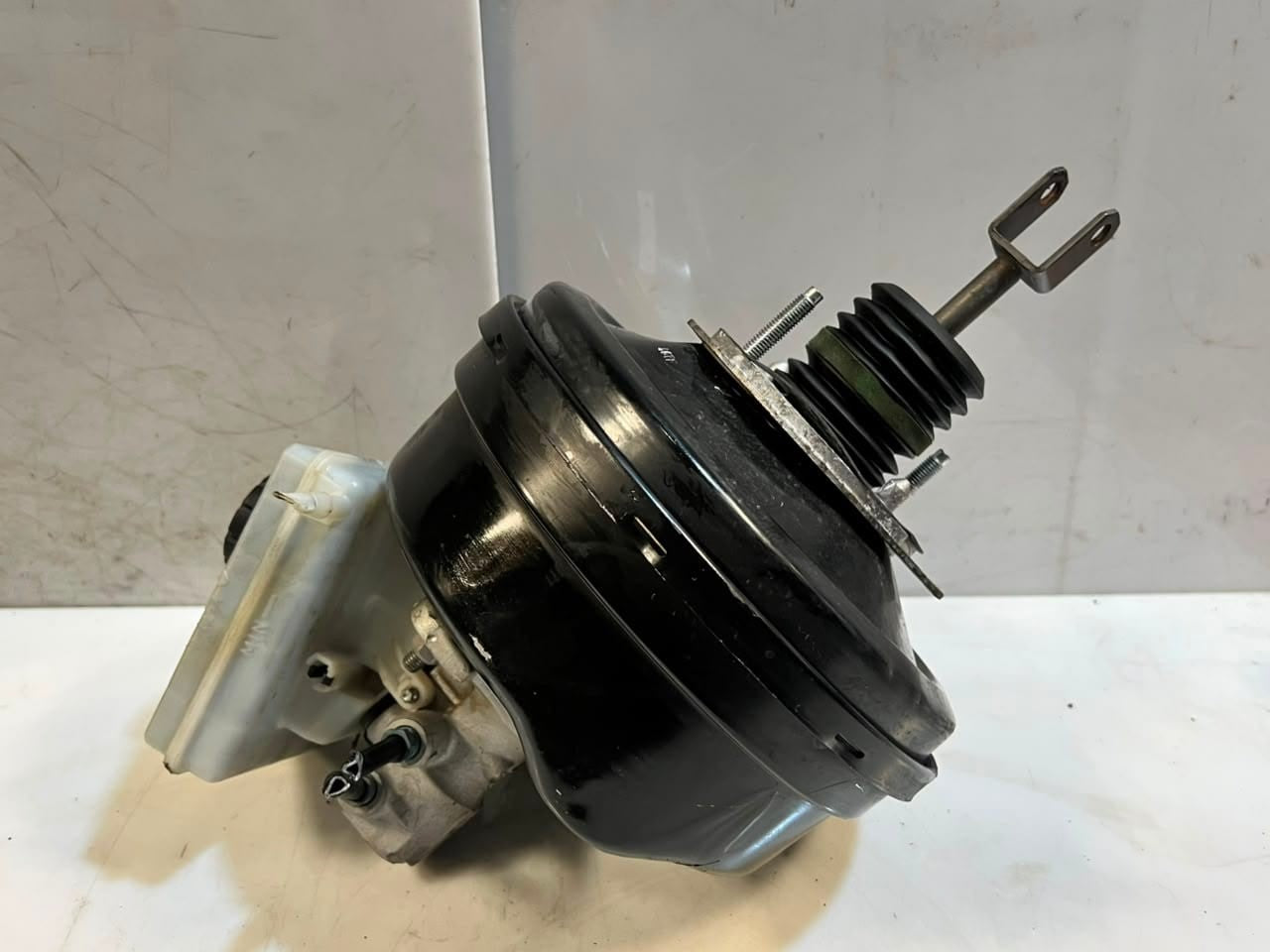 2010-2017 BMW X3 F25 Brake Servo / Master Cylinder Booster 6871456 OEM